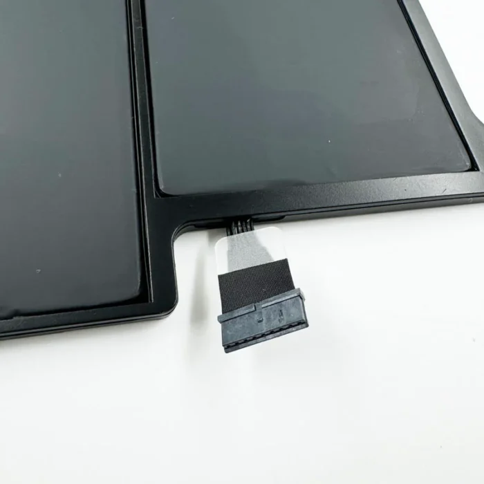 TONTEK A1496 macbook battery connector view
