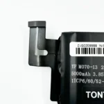 YF M070-13 battery connector photo
